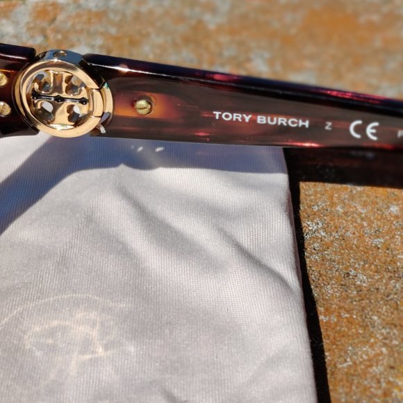Tory Burch Tortoise Sunglasses - Picture 11 of 12